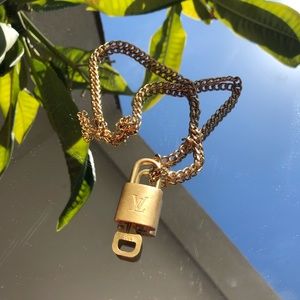 Chunky Chain Vintage LV Necklace